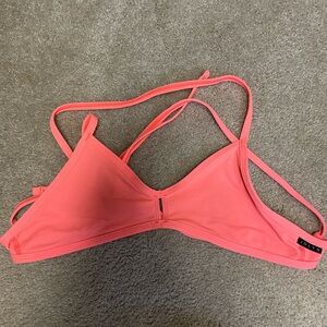 Jolyn Vent Top-Coral